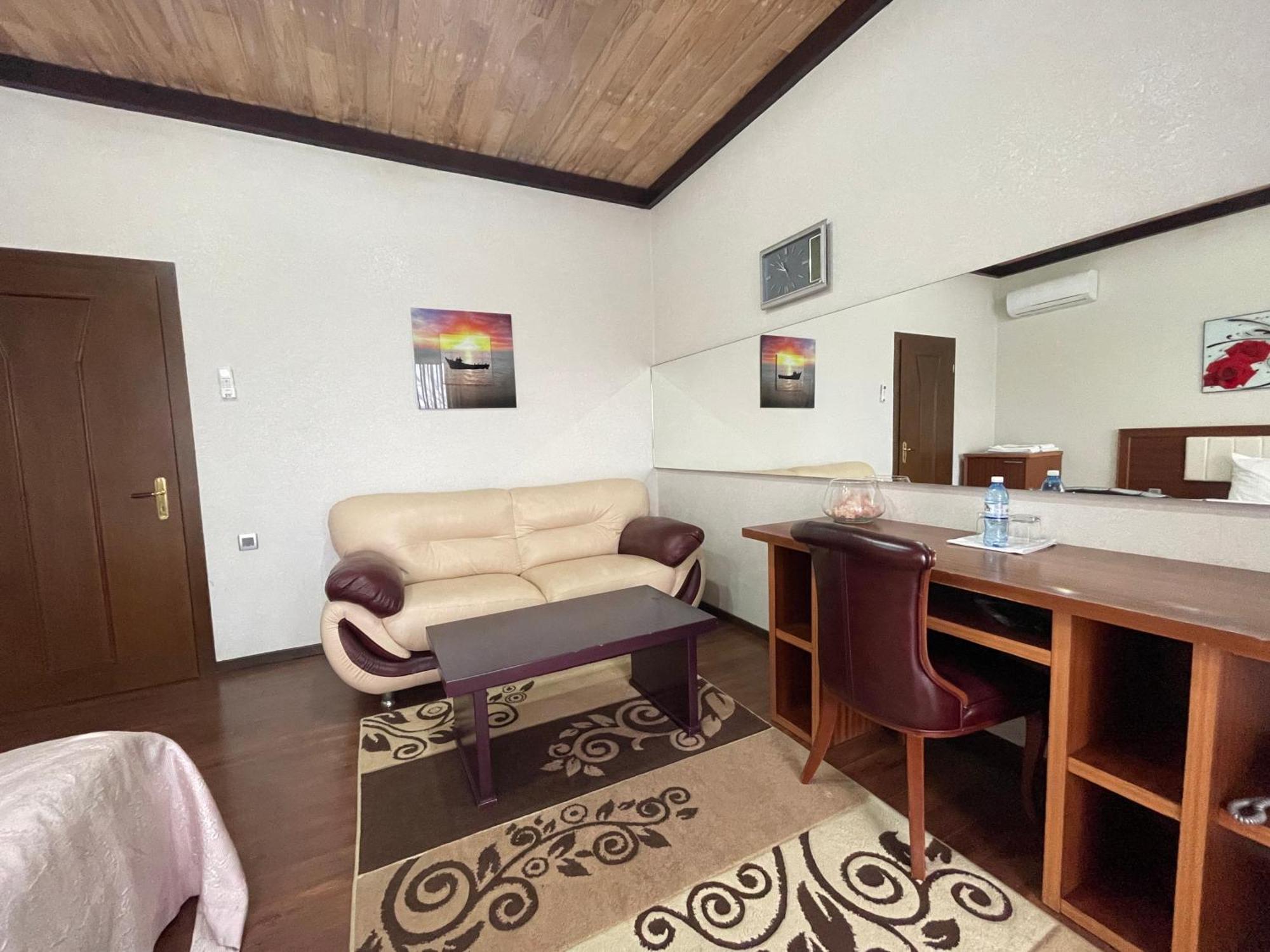 Ladera Resort Ґусар Номер фото